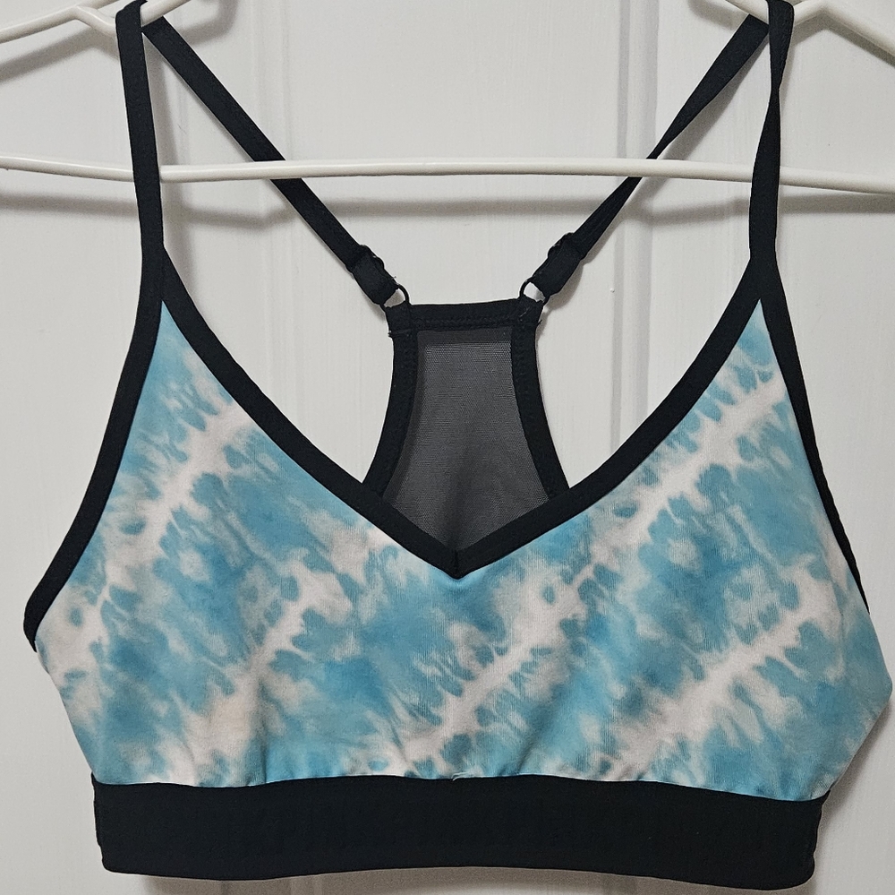 VS PINK ultimate sports bra